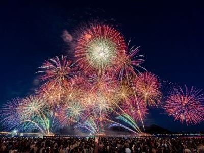 【2026年7月西の日】2026広島みなと 夢 花火大会クルーズ&宿泊プラン2日間 ~約10,000発の花火を貸切フェリー船上から見学~