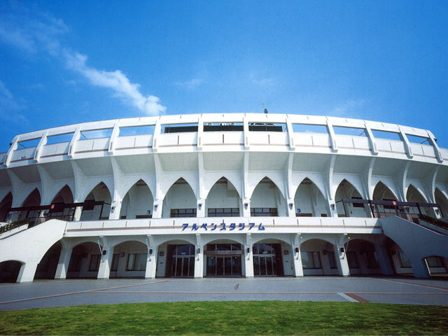 富山市民球場（アルペンスタジアム）