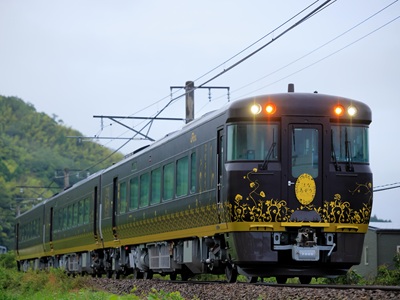 ≪現地観光≫≪鉄道の旅≫10月2日出発　観光列車「はなあかり」特別運行！下関オープントップバス(角島ライン)と下関ゆったり観光　2日間