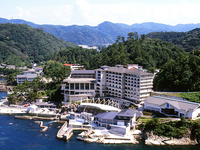 ホテル金波楼