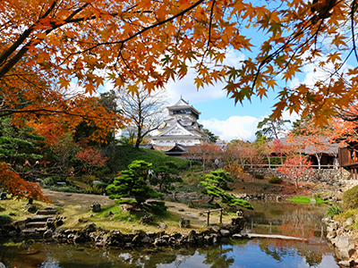 小倉城庭園 レーザーライトアップ