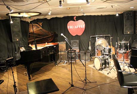 Kobe Live House BIG APPLE