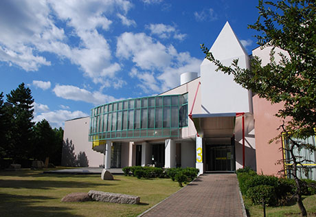 芦屋市立美術博物館