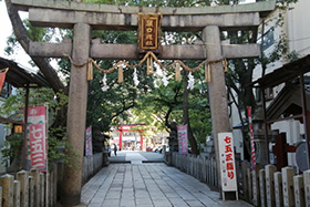 開口神社