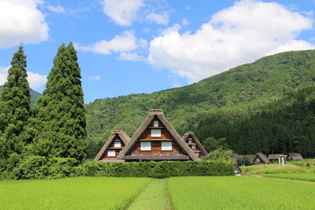 日本の原風景に会いに行こう！世界遺産「白川郷」合掌造りの魅力