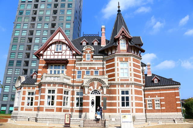 レトロな雰囲気がたまらない 歴史を感じられる日本の赤レンガ建築7選 Tripa トリパ 旅のプロがお届けする旅行に役立つ情報