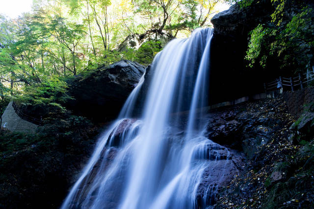 絶景パワースポットで癒されたい 自然あふれる美しい日本の滝 まとめ Tripa トリパ 旅のプロがお届けする旅行に役立つ情報