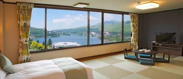 最上階の畳で寛ぐ和風リゾートのお部屋（5～6名定員客室）