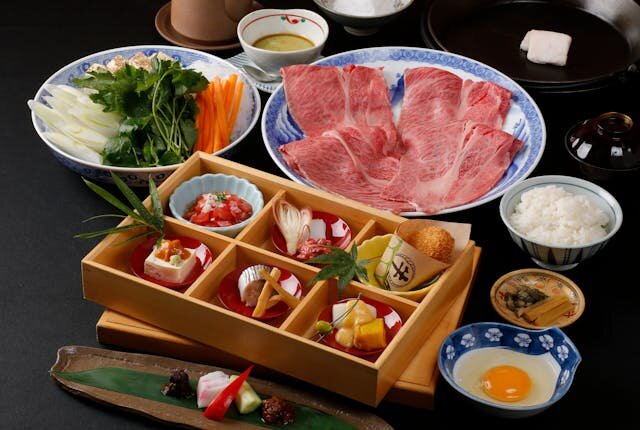 【伊勢肉すき焼 彩コース】全5品(ロース)