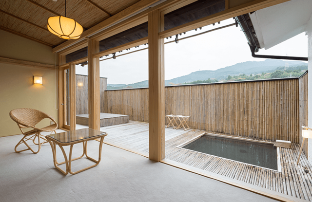 みやび館「むつき」露天風呂