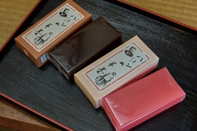 ハーンの羊羹 各¥1,080