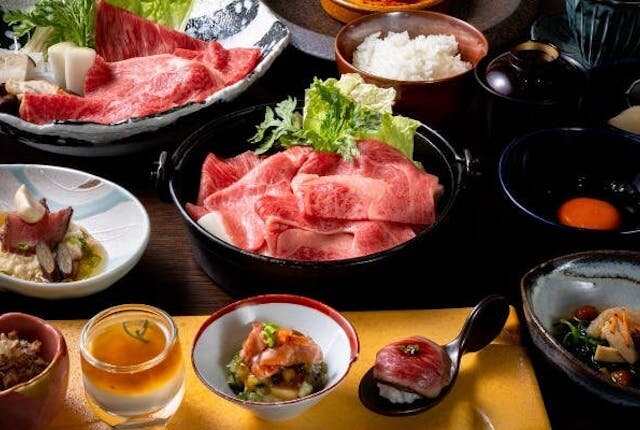 【特選米沢牛すき焼きコース】