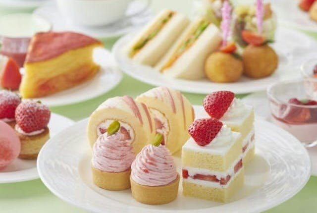 【いちごアフタヌーンティーセット】スコーンかフレンチト...