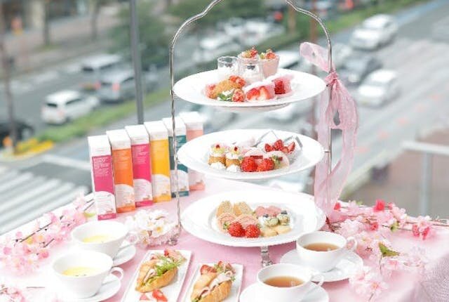 【苺づくしのアフタヌーンティー】ロンネフェルトティーお...