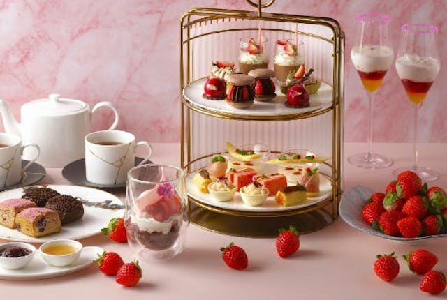 恋するいちごアフタヌーンティー with リンツチョコレート