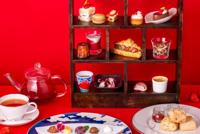 【いちご尽くしのアフタヌーンティー】