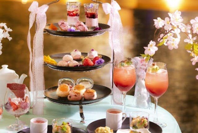 ~桜×苺~ 春色アフタヌーンティー+90分ティーフリー