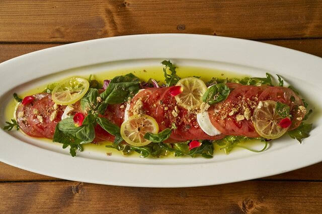 薔薇・檸檬・トマトのインサラータ 1,980円(税込)