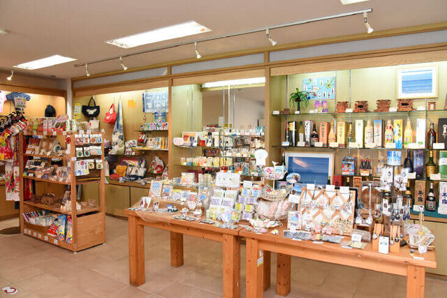 売店「しゃにしゃにショップ」