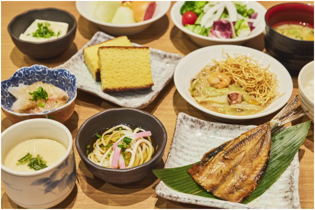 朝食