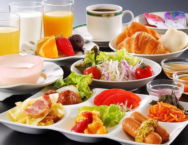 朝食