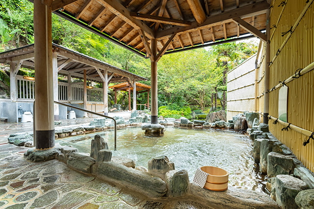 冬は温かい温泉でまったりしたい♪日本全国のおすすめの温泉をたっぷりとご紹介します！