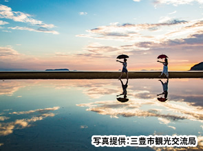 日本のウユニ塩湖　瀬戸内海絶景の水鏡　父母ヶ浜と琴平・倉敷　2日間