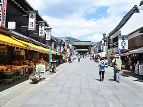 一度は行きたい信州の名刹　善光寺参拝と日本三名泉　ほっこり草津温泉　3日間