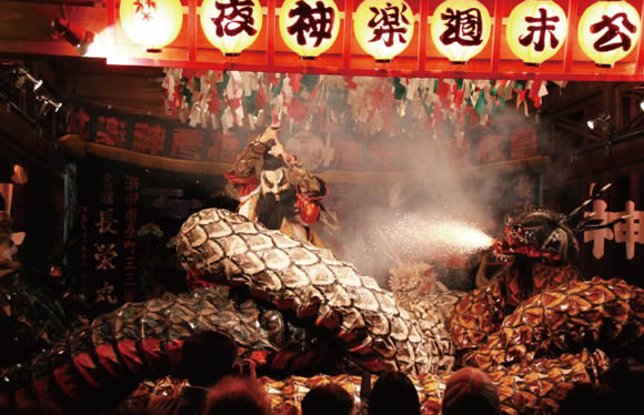 「美人の湯」旭温泉に泊まる　出雲大社の昇殿参拝と石見神楽特別貸切上演　２日間