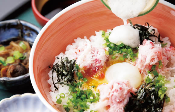 日本有数の水揚げを誇るさかなと鬼太郎のまち「境港」　名物「かにトロ」と水木しげるロード　日帰り