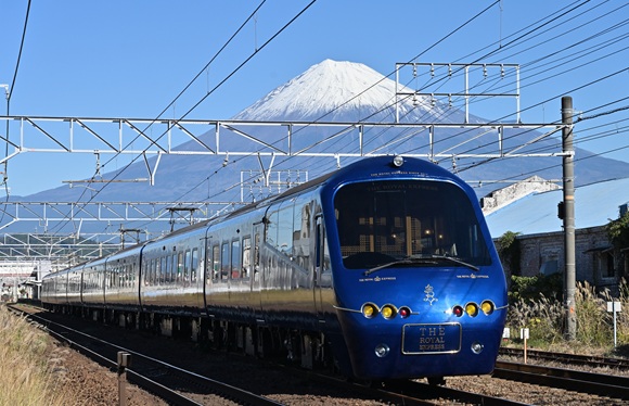 「ＴＨＥ ＲＯＹＡＬ ＥＸＰＲＥＳＳ」４日間～東海道・富士クルーズトレイン～琵琶湖の旅