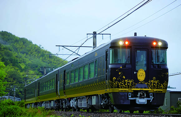 「はなあかり」特別運行！　「下関オープントップバス」とゆったり観光　２日間