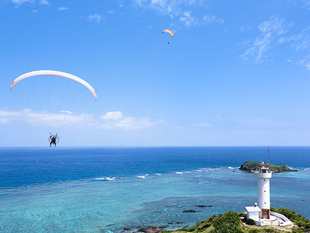 パラグライダー