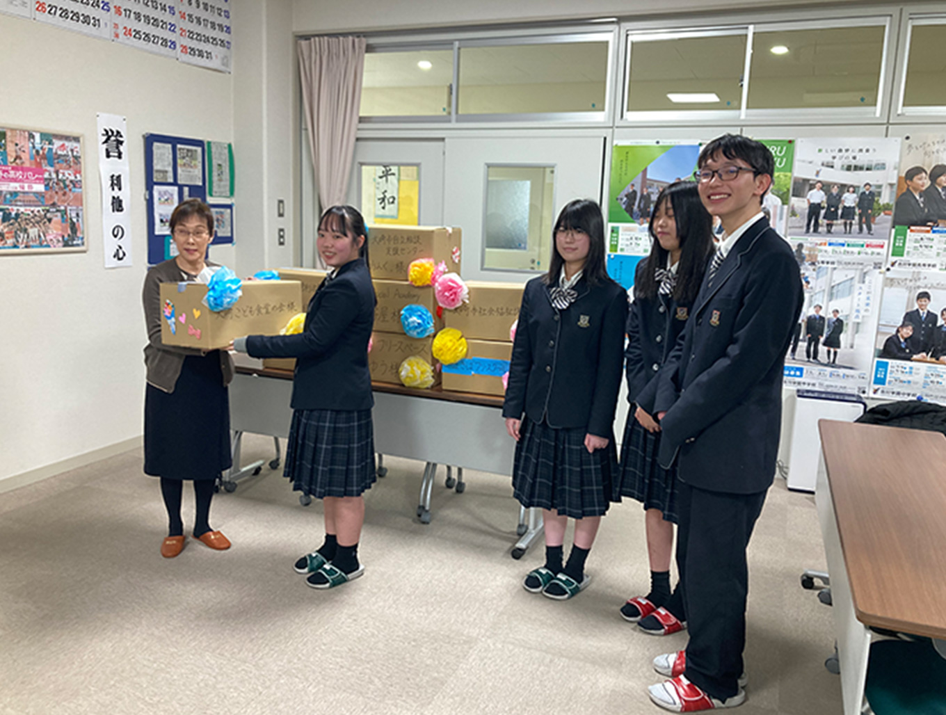 取り組む高校生たち