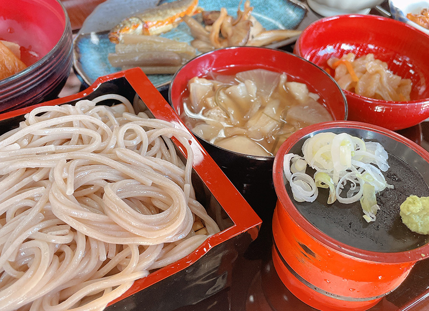道の駅からむし織の里しょうわ　食事処「苧麻庵」