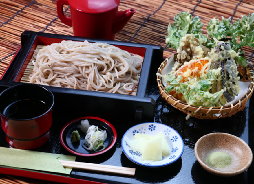 道の駅からむし織の里しょうわ　食事処「苧麻庵」