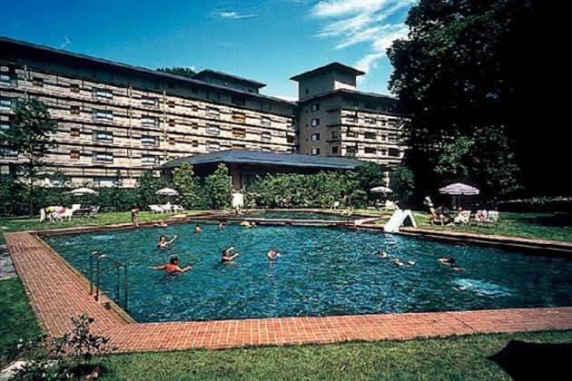 西村屋ホテル招月庭