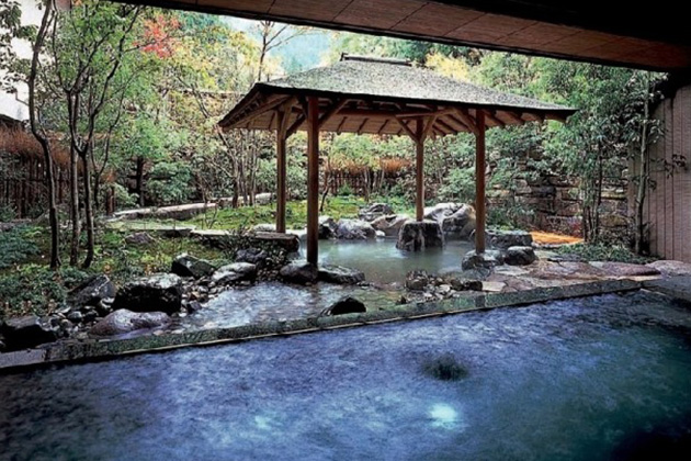 西村屋ホテル招月庭